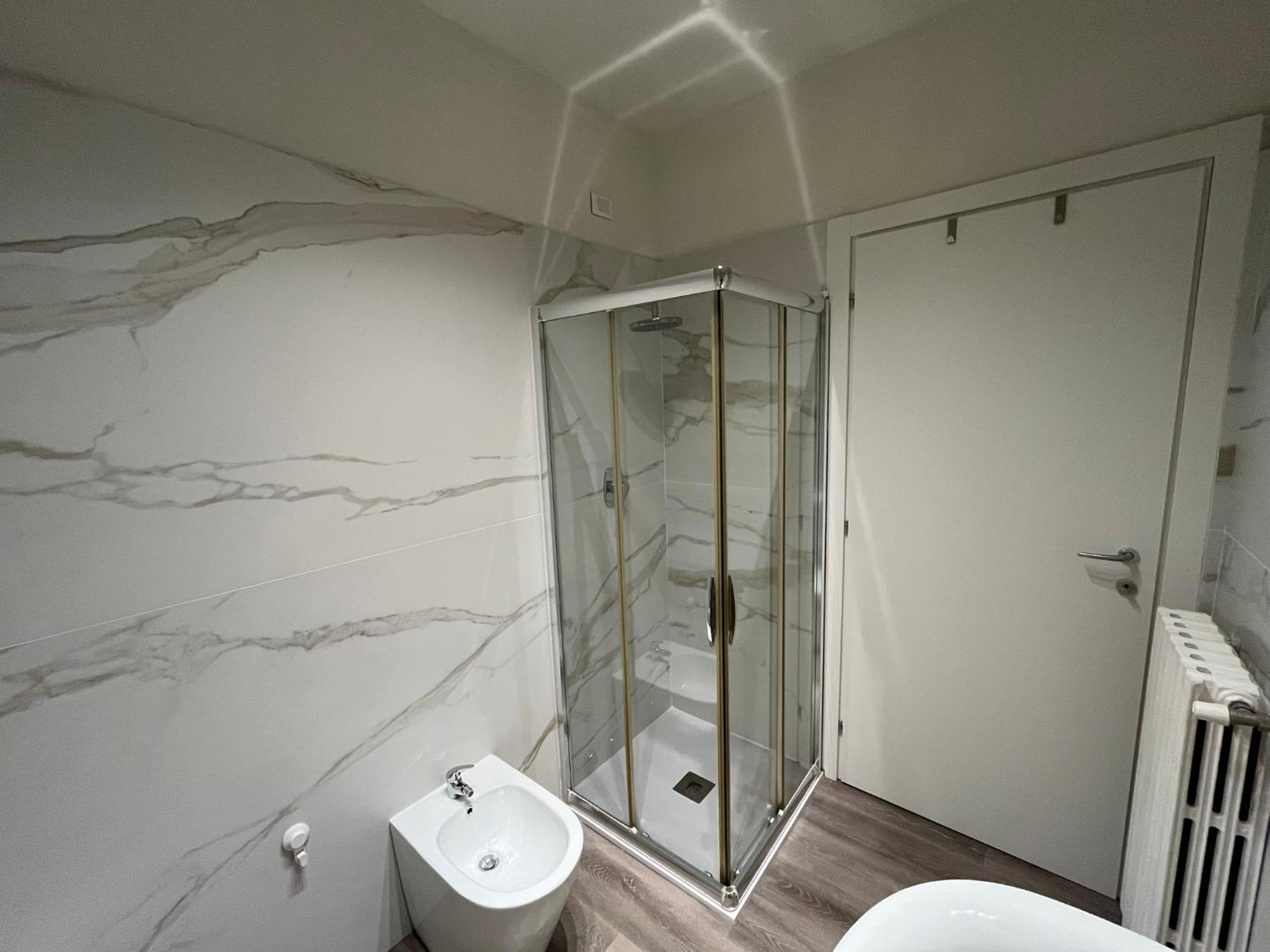 Elegante Bilocale Con Posto Auto Privato Daire Brescia Dış mekan fotoğraf